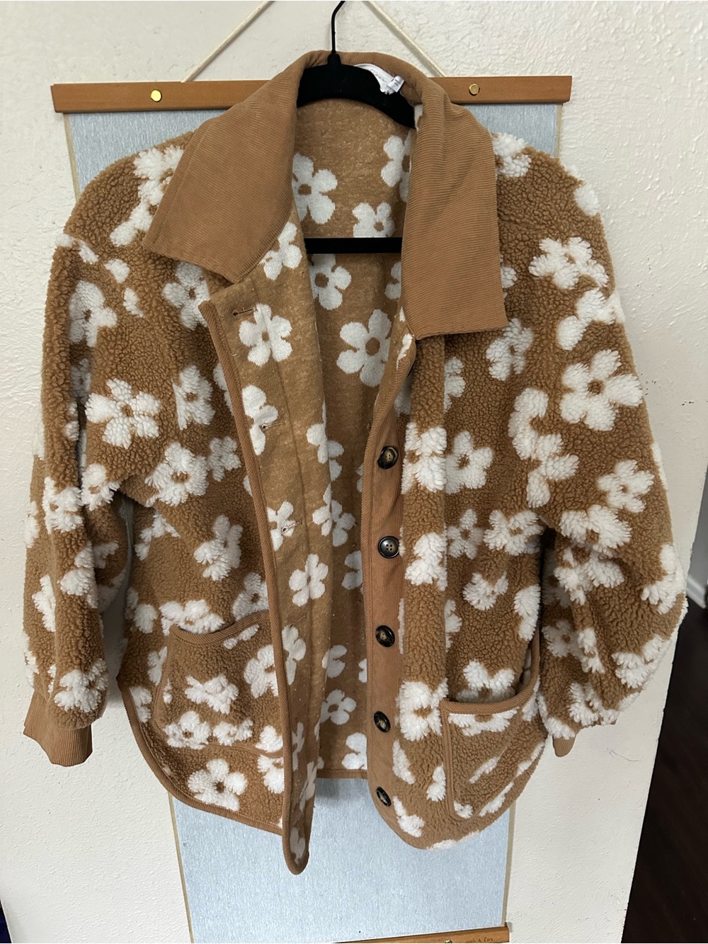 NWOT Floral Sherpa Jacket - Tan & White